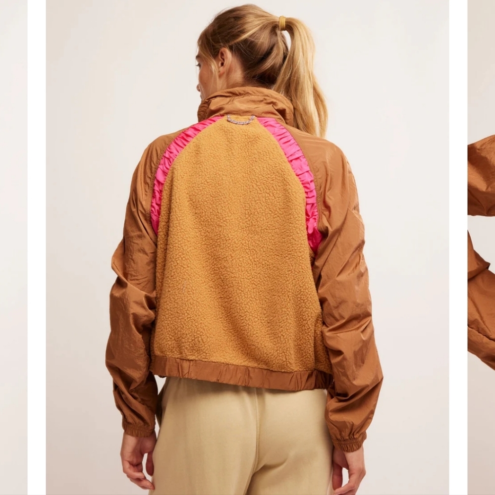 NWOT Free People Movement Amelia Zip Up Fleece in Camel Malibu - Picture 4 of 13